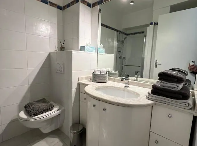 Du Casino Apartmán *
